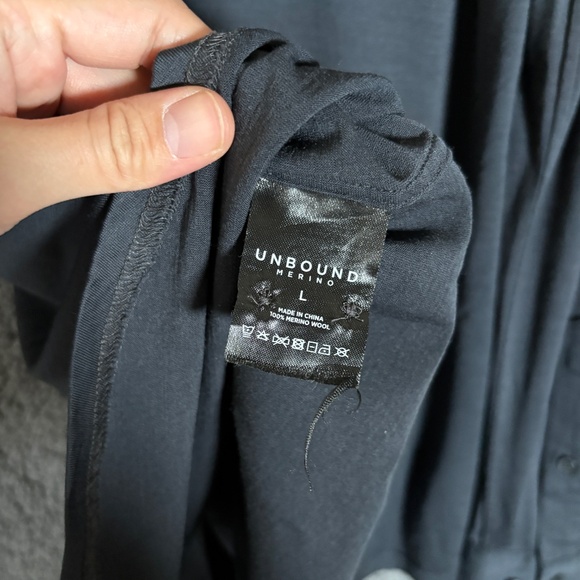 Unbound Merino 100% Wool Button Down Long Sleeve Shirt - Men's Size L - Gray - Picture 5 of 10